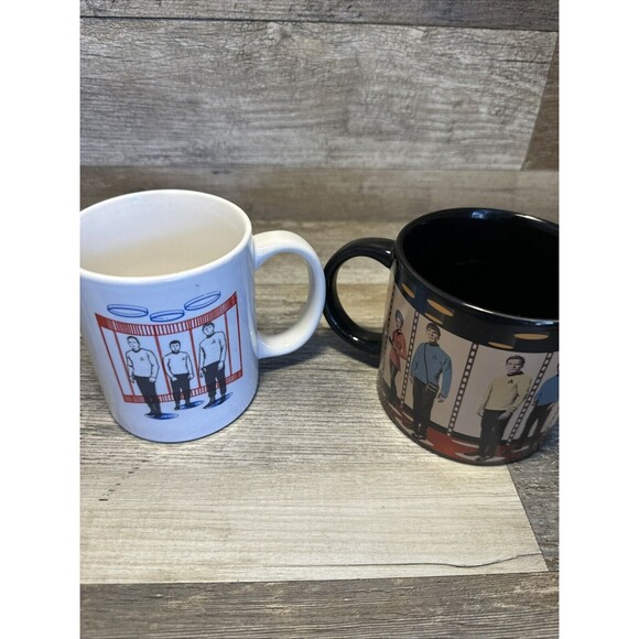 Lot of 2  STAR TREK 1989 & 2017 Mug Spock Kirk McCoy Kilncraft Heat Changing - Picture 3 of 12
